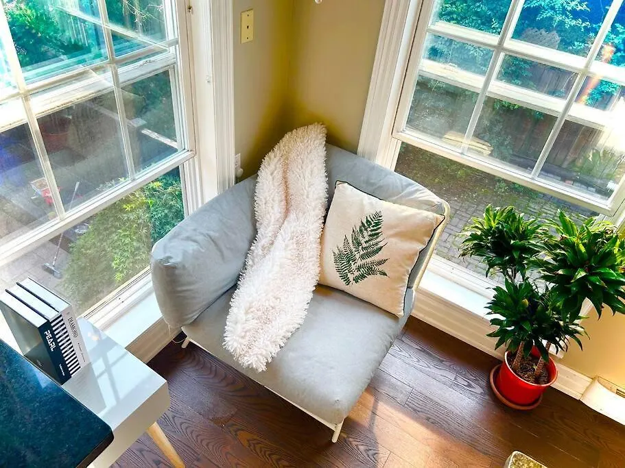Holiday home Central Toronto Canada